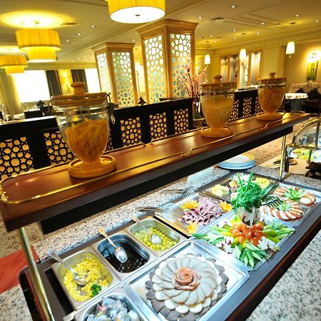 Grand Tien Shan Hotel Almaty Restoran foto