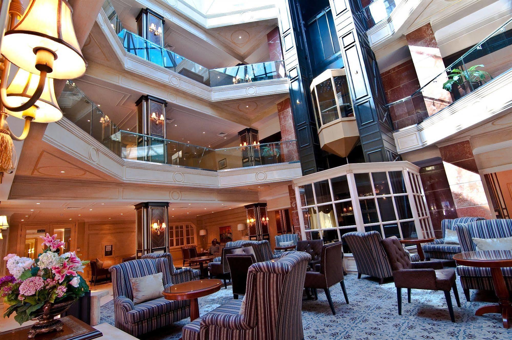 Grand Tien Shan Hotel Almaty Restoran foto